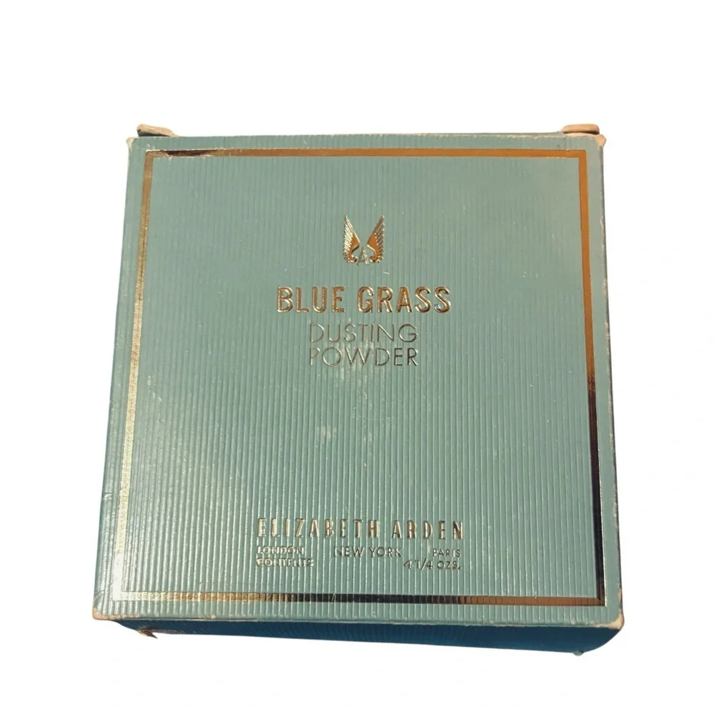 Blue Grass Elizabeth Arden Perfumed Dusting Powder 4.25 oz With Box
